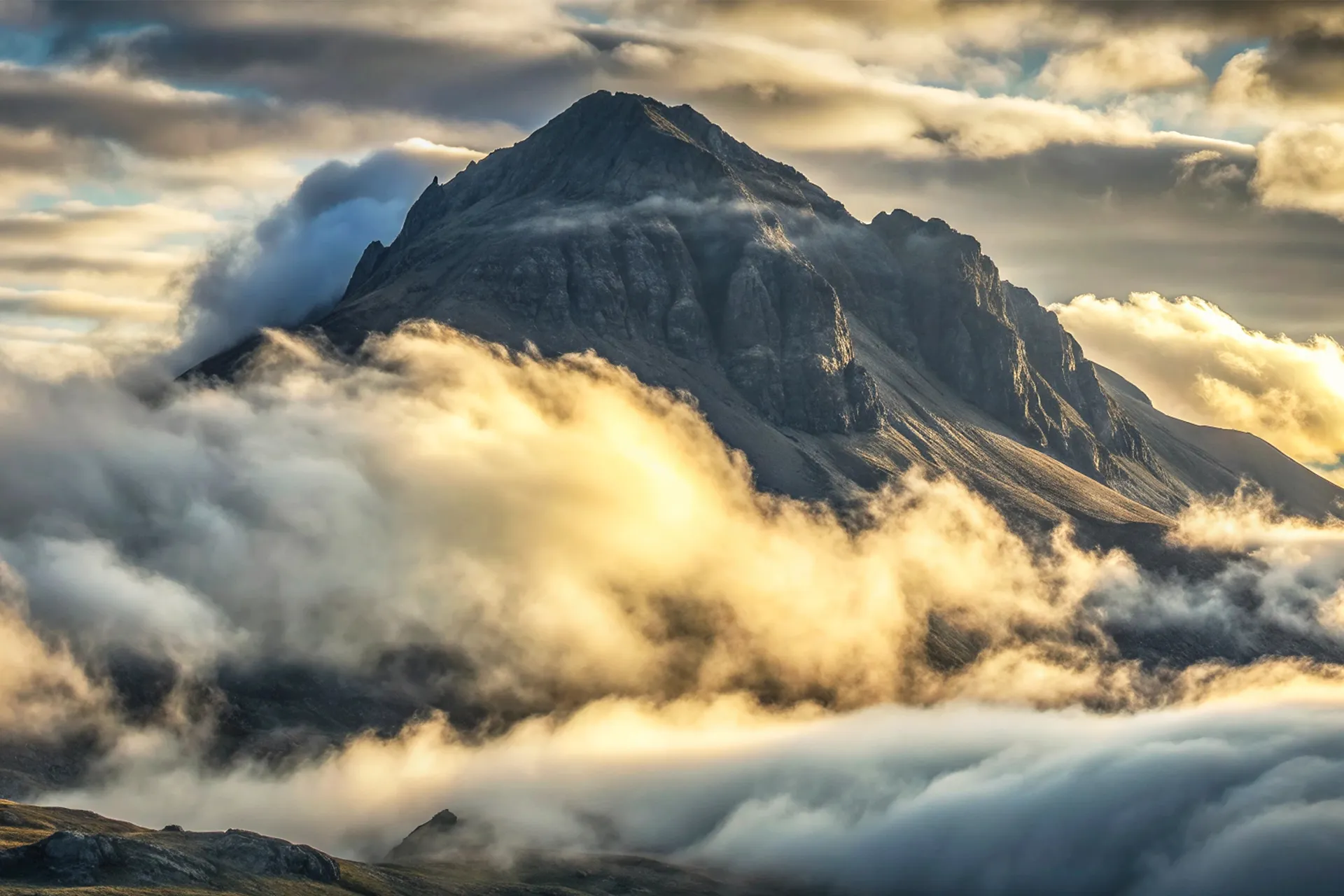 Фотошпалери скеляста вершина